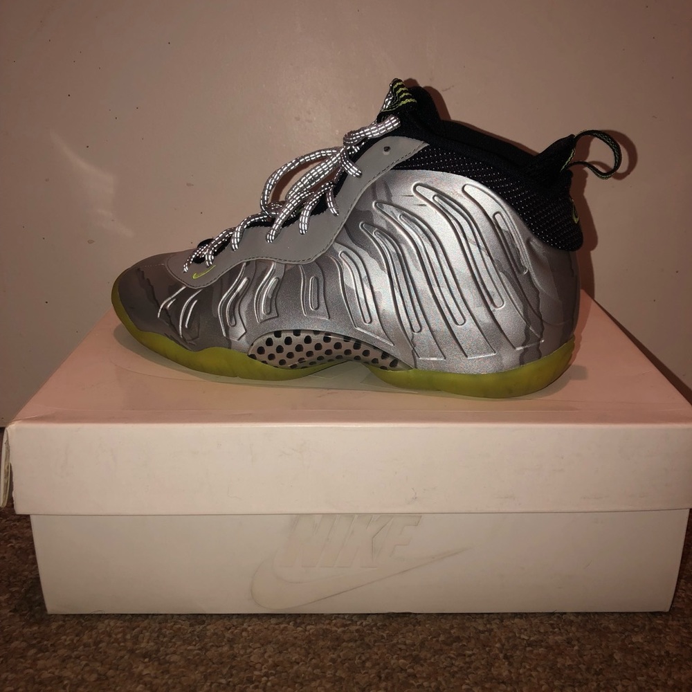 Nike Air Foamposite One PRM